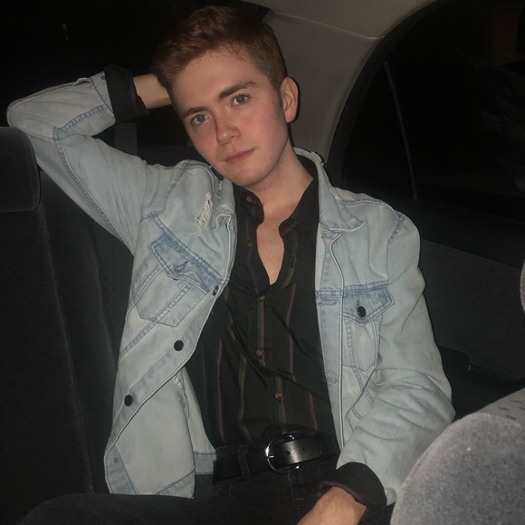 Meet your Posher, Blake - Picture 1 of 1